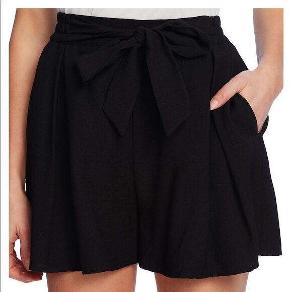 🎉Last Deal🎉Black elegant pleated short - Picture 1 of 9